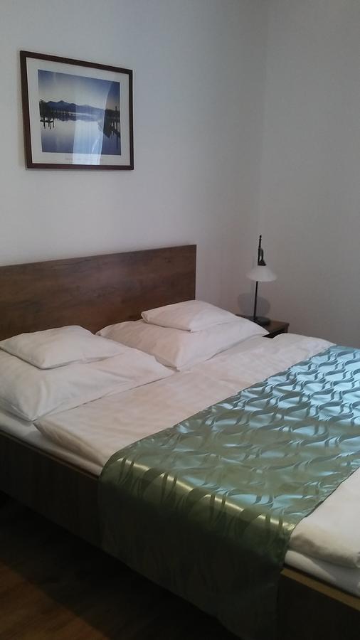 Siesta Club Apartman Harkany Ngoại thất bức ảnh