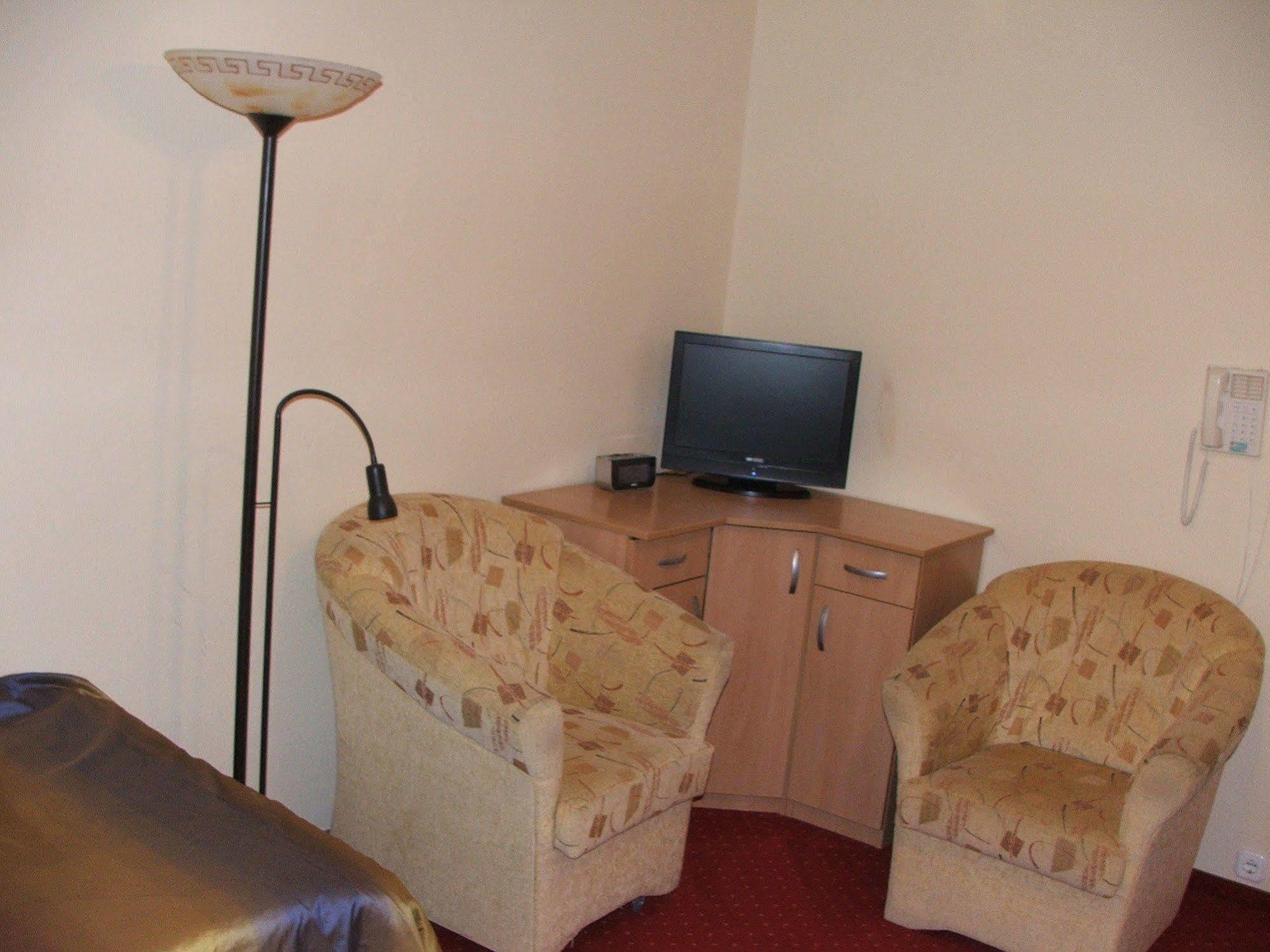 Siesta Club Apartman Harkany Ngoại thất bức ảnh