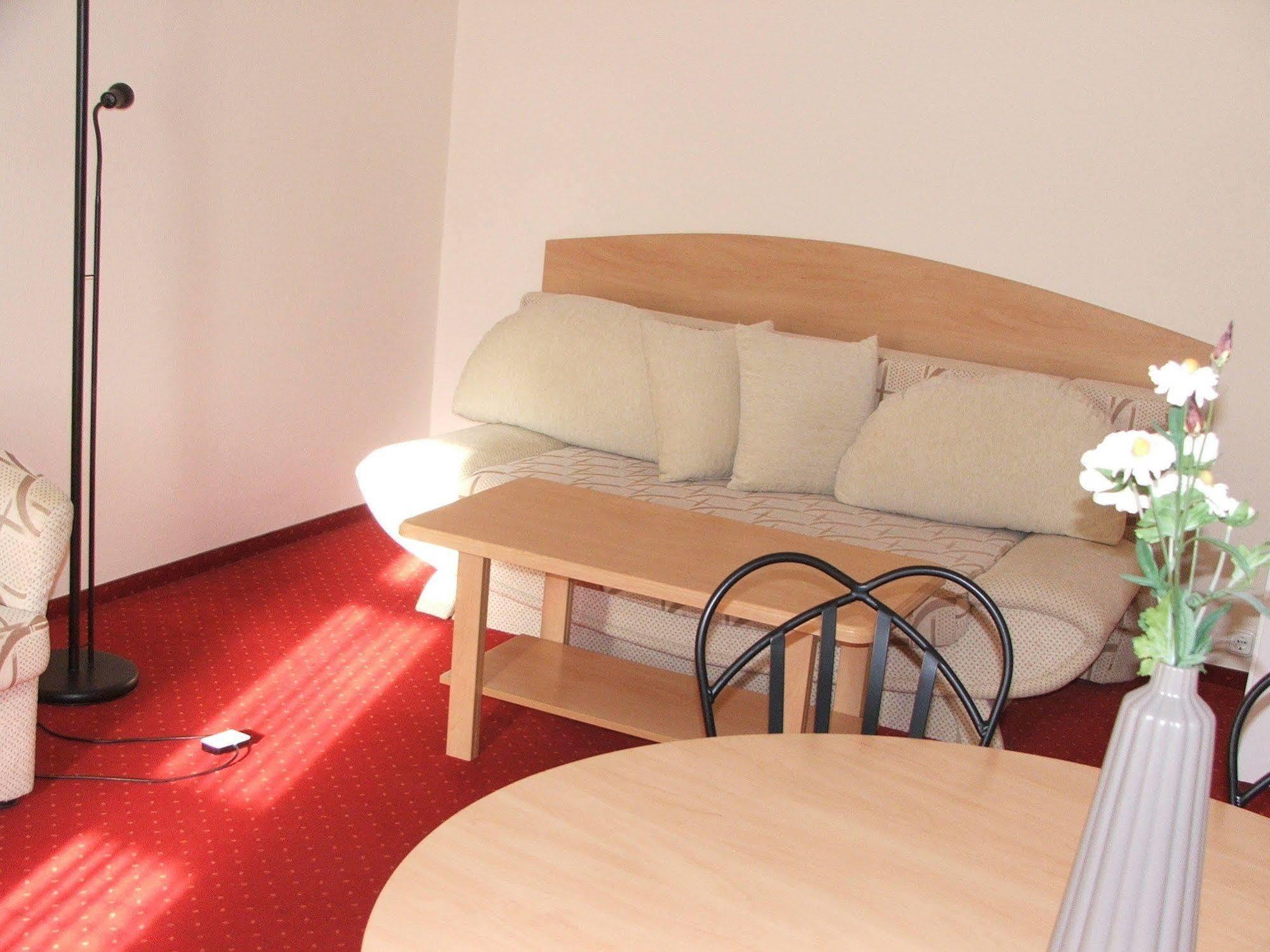 Siesta Club Apartman Harkany Ngoại thất bức ảnh