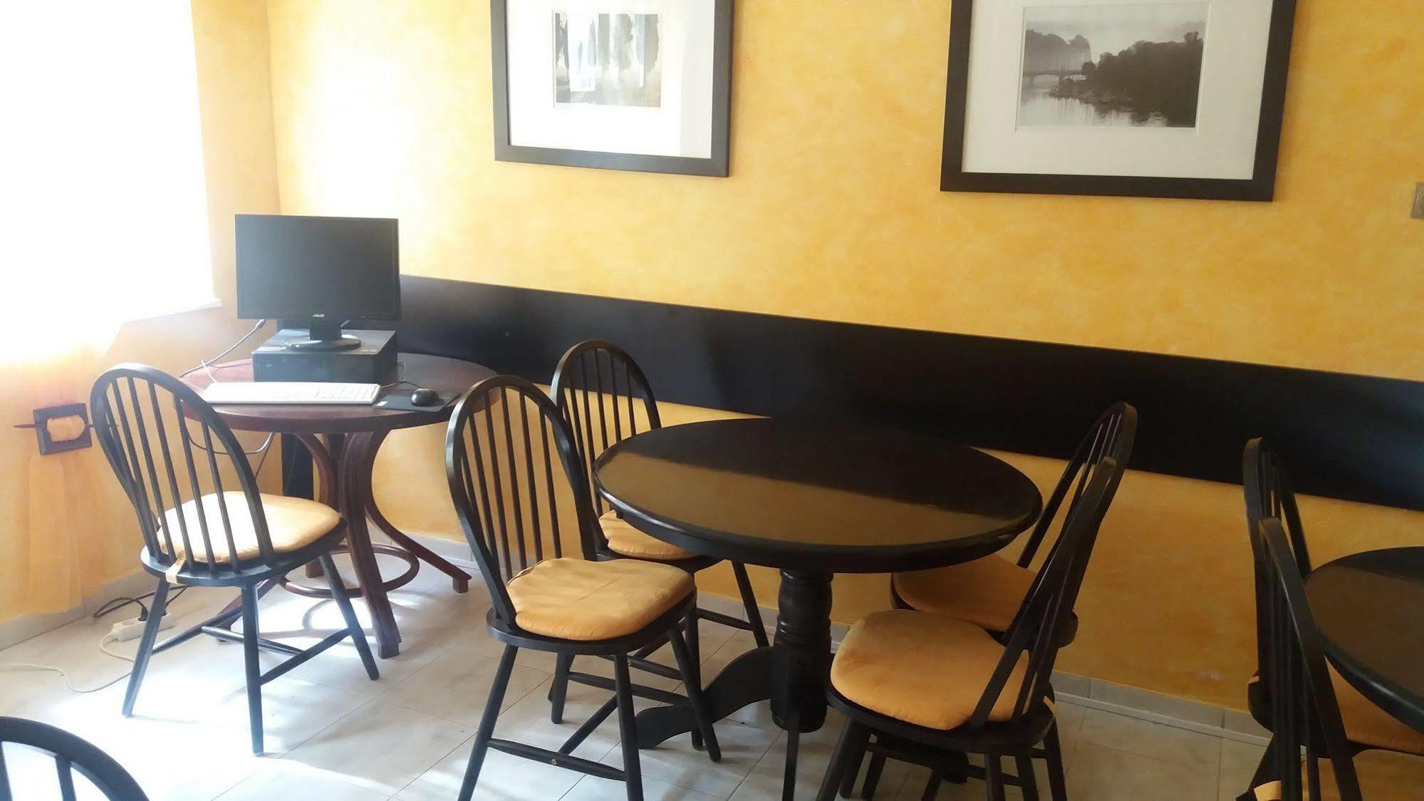 Siesta Club Apartman Harkany Ngoại thất bức ảnh